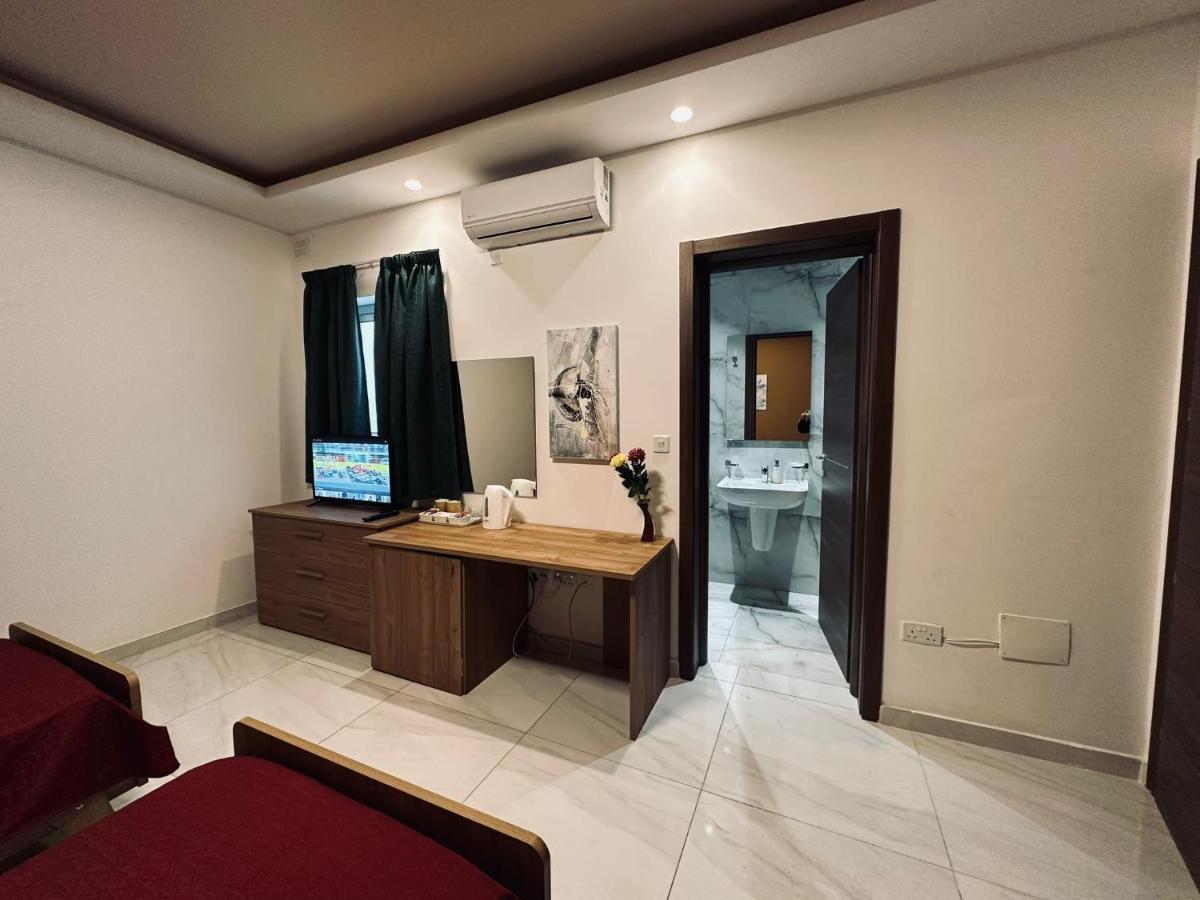 Seaside Accomodation Marsaskala Exterior photo